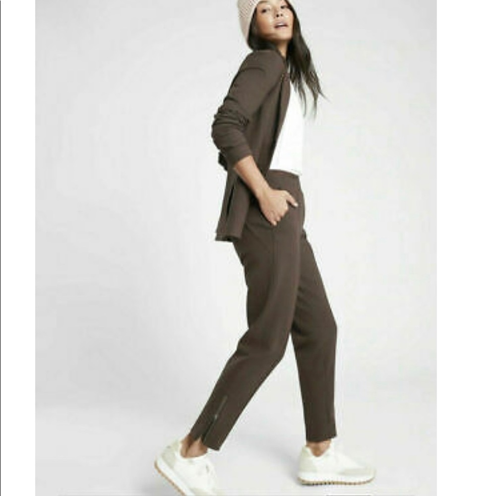 NWT Athleta Venice Heathered Pintuck Pant